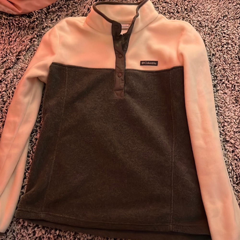 columbia sweat shirt